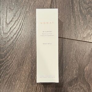Monat Be Clarified Elemint Care Toner - White